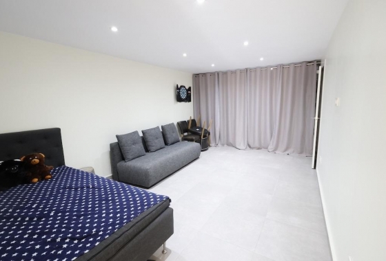 Reventa - Villa - Torrevieja - Los Balcones