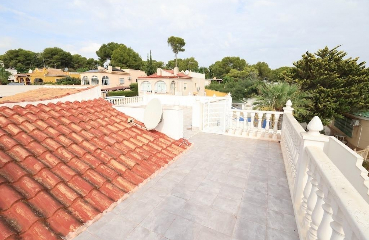 Reventa - Villa - Torrevieja - Los Balcones