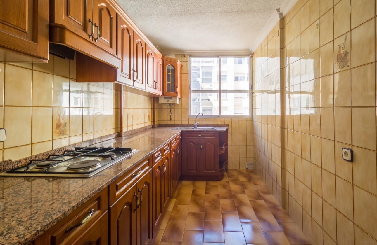 Resale - Apartment - Torrevieja - La Mata