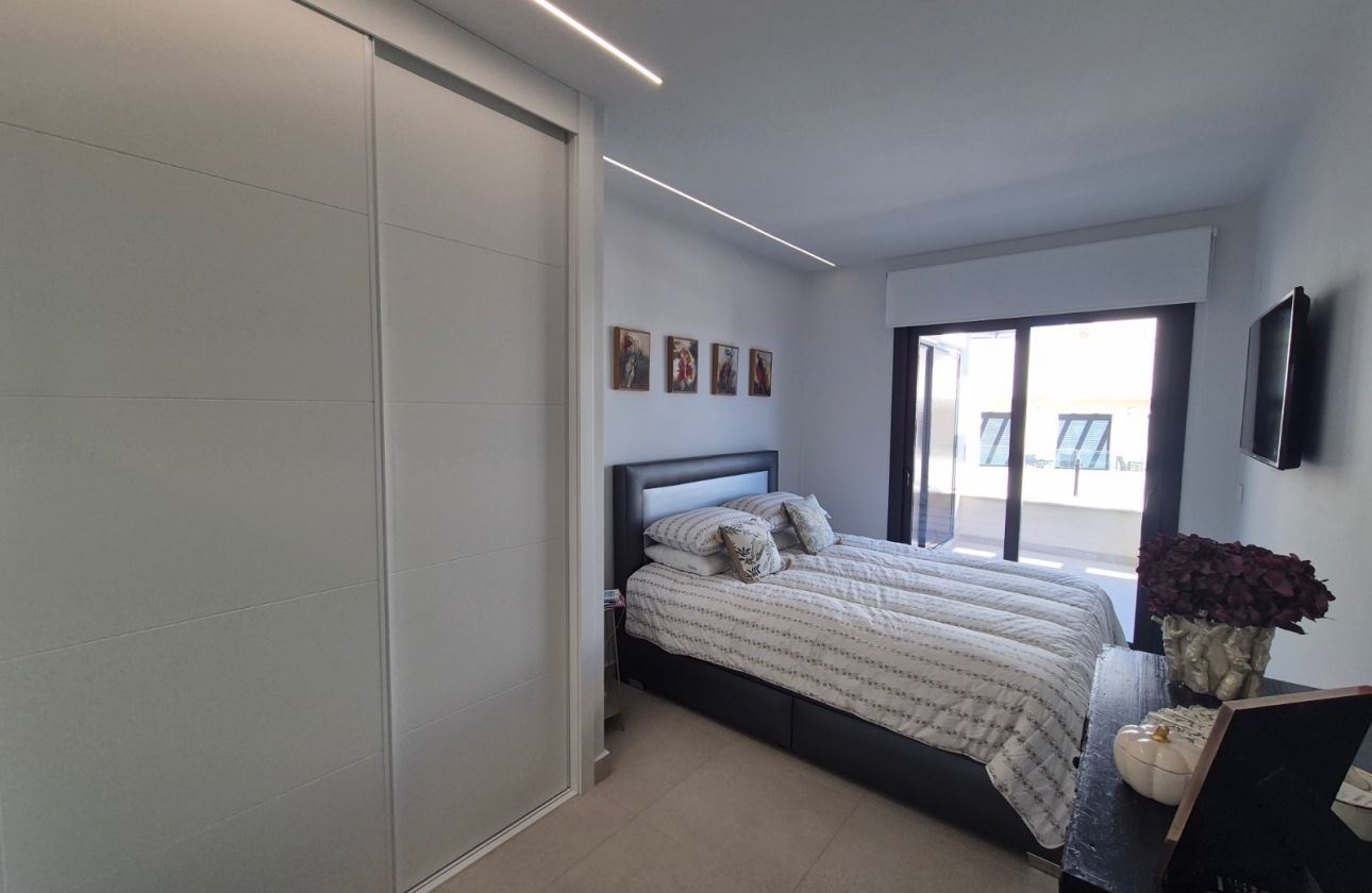 Reventa - Ático - Orihuela - Villamartín