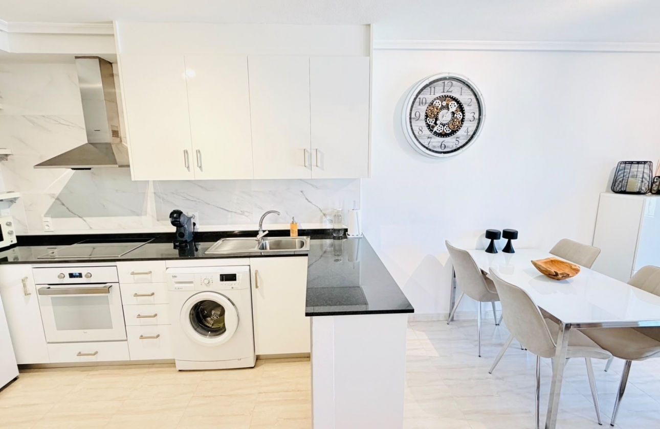Resale - Semi-detached - Daya Nueva - Daya Vieja