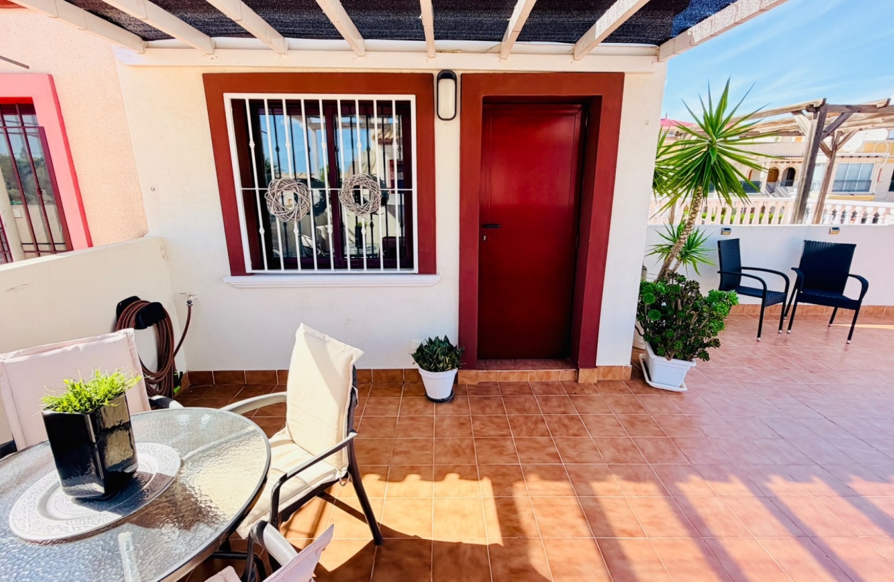 Resale - Semi-detached - Daya Nueva - Daya Vieja