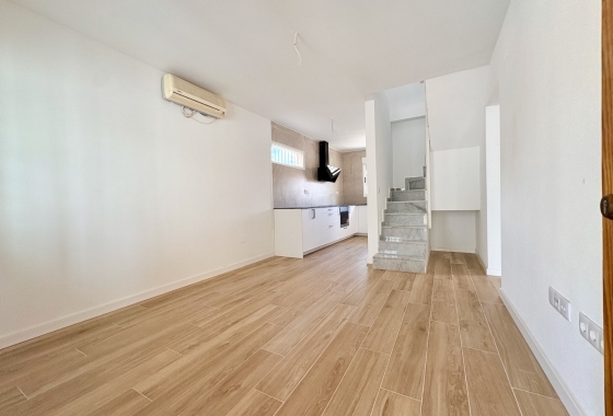 Resale - Single Family Home - Orihuela - Los Balcones