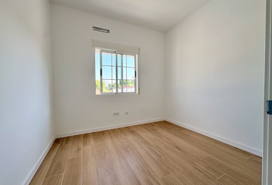 Resale - Single Family Home - Orihuela - Los Balcones