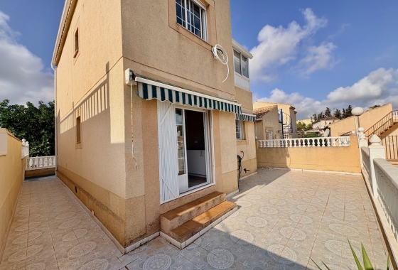 Resale - Single Family Home - Orihuela - Los Balcones