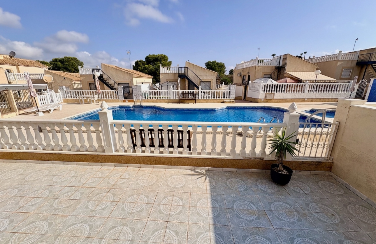 Resale - Single Family Home - Orihuela - Los Balcones