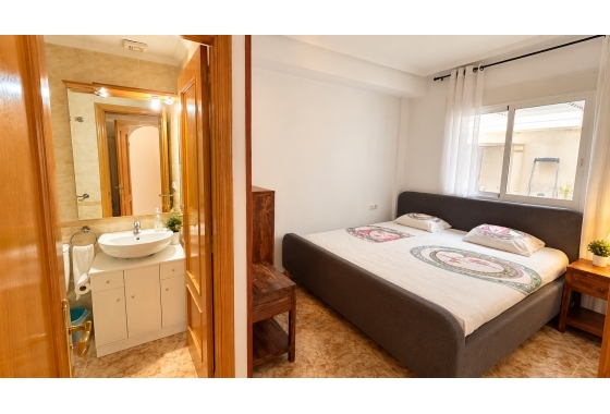 Reventa - Bungalow - Torrevieja - La Ciñuelica