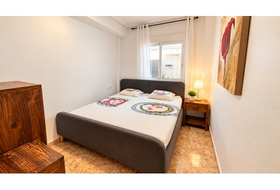 Reventa - Bungalow - Torrevieja - La Ciñuelica