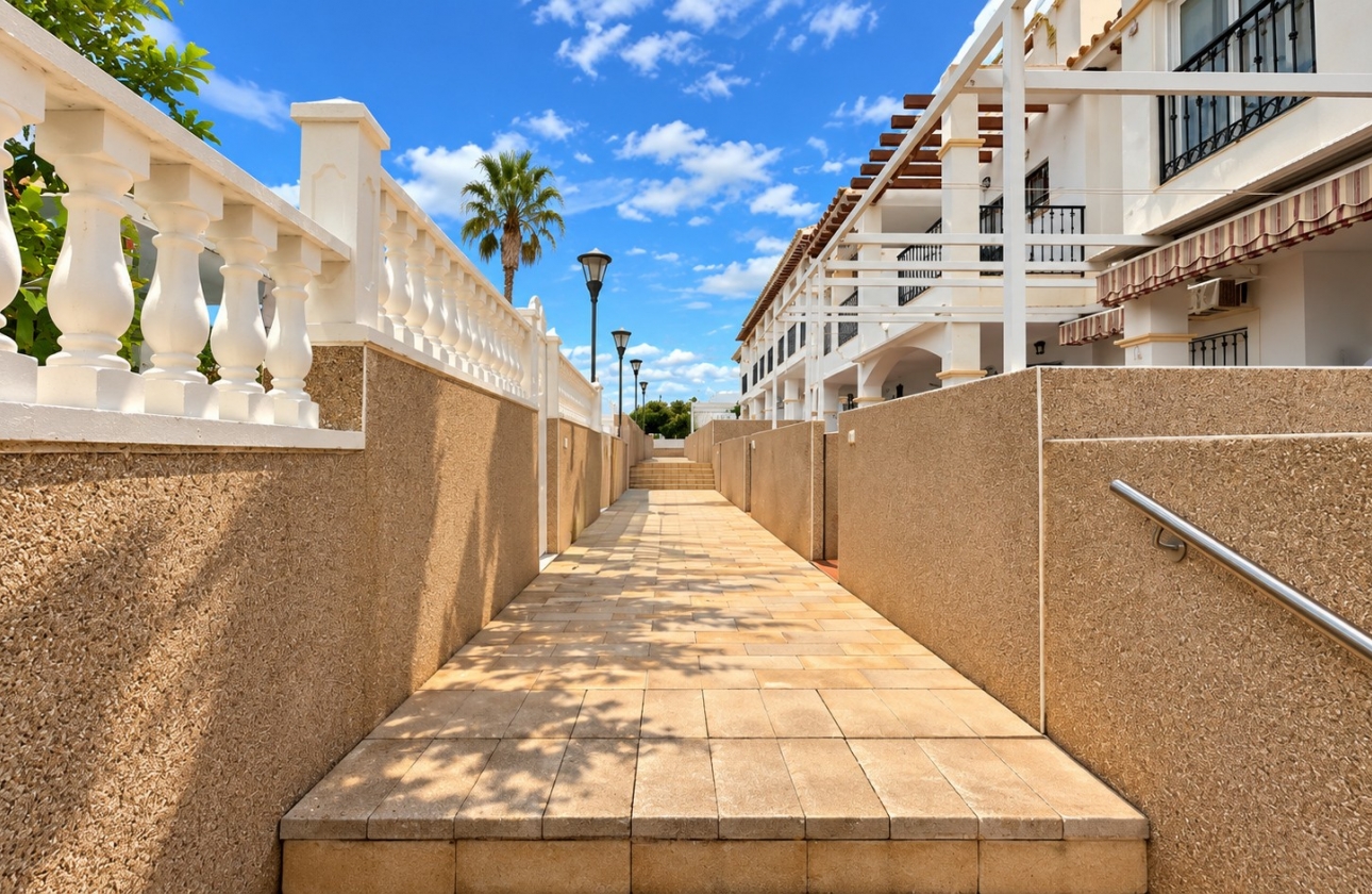 Reventa - Bungalow - Torrevieja - La Ciñuelica