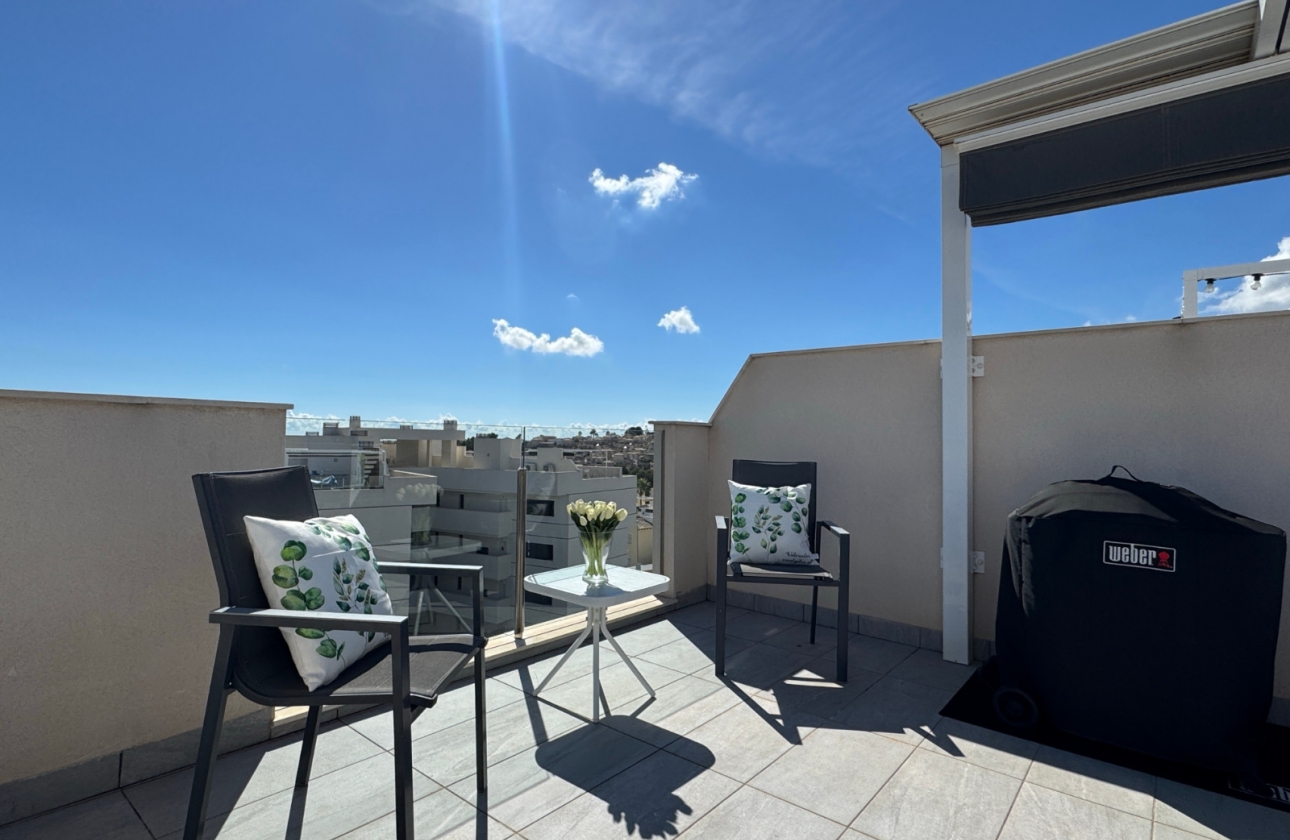 Resale - Apartment - Orihuela Costa - Villamartín