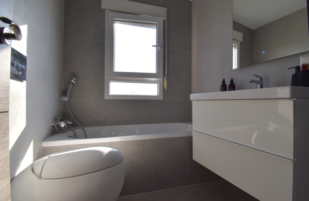 Resale - Apartment - Orihuela Costa - Las Filipinas