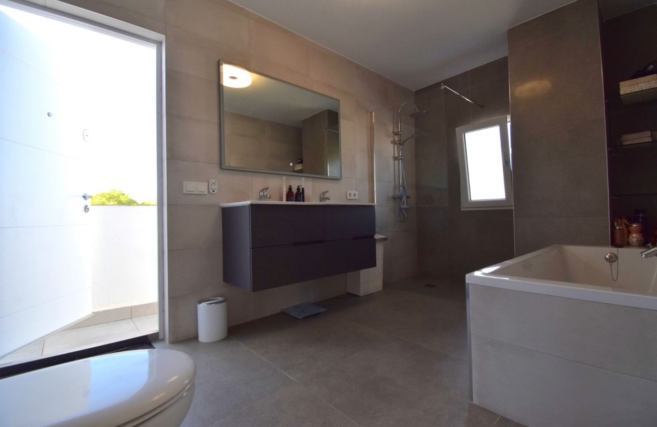 Resale - Apartment - Orihuela Costa - Las Filipinas