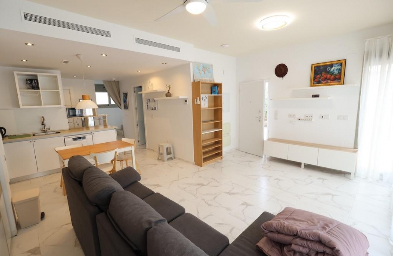Resale - Villa - Orihuela Costa - Villamartín