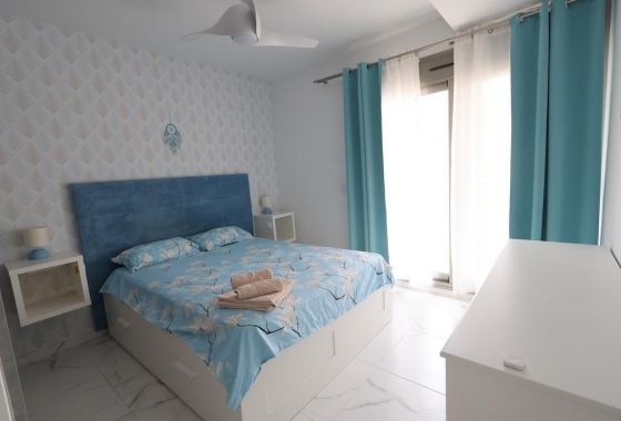 Resale - Villa - Orihuela Costa - Villamartín