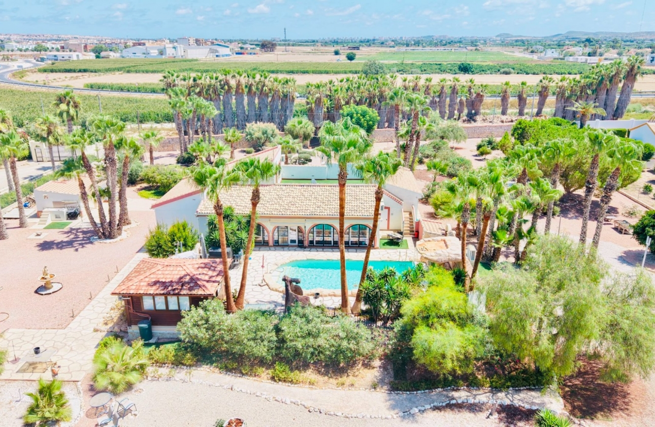Resale - Villa - Daya Nueva - Daya Vieja
