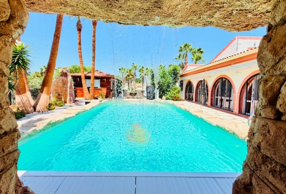 Resale - Villa - Daya Nueva - Daya Vieja