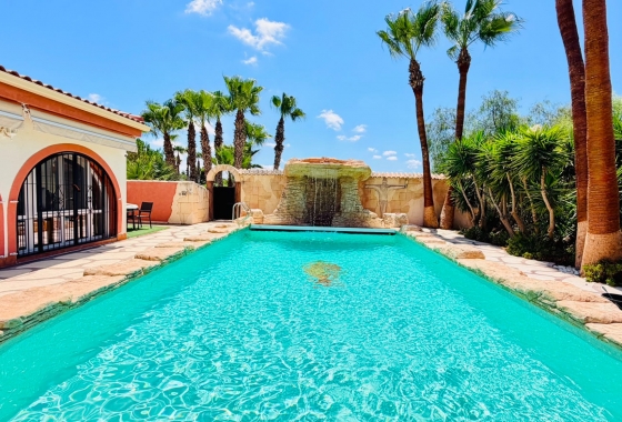 Resale - Villa - Daya Nueva - Daya Vieja