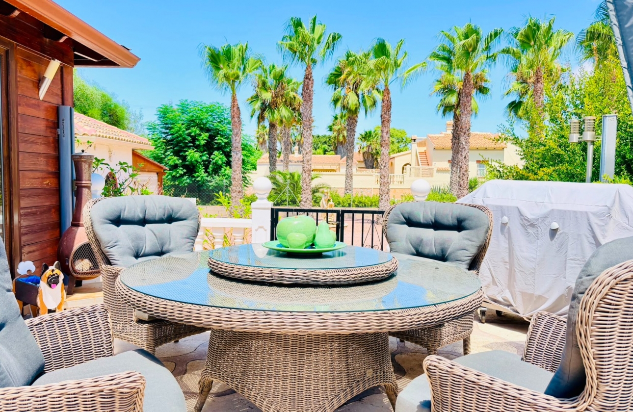 Resale - Villa - Daya Nueva - Daya Vieja
