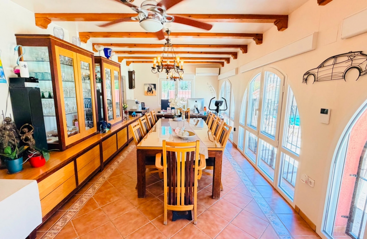 Resale - Villa - Daya Nueva - Daya Vieja