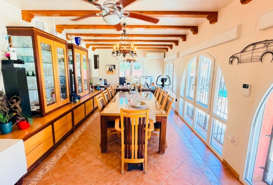 Resale - Villa - Daya Nueva - Daya Vieja
