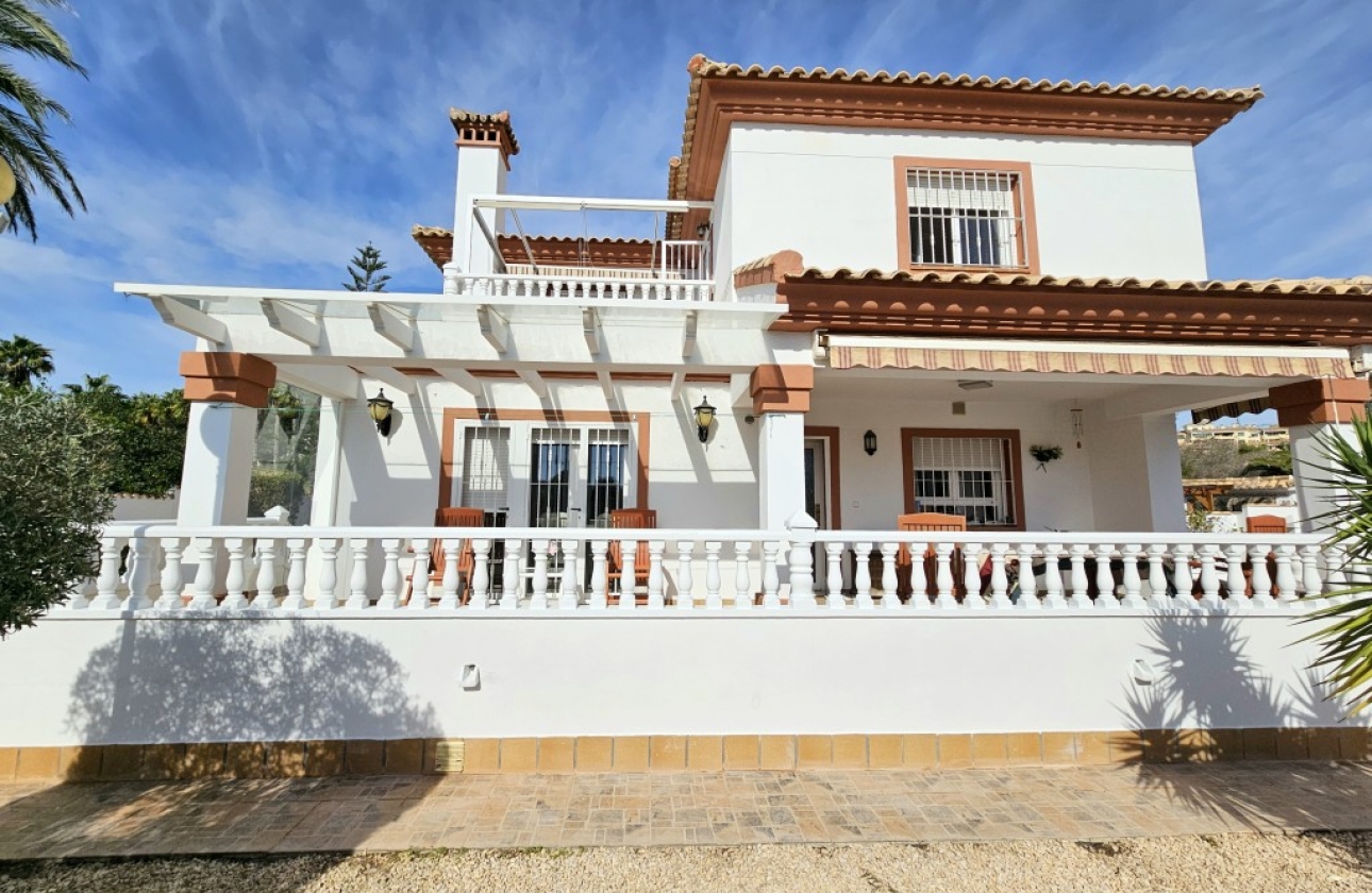 Resale - Villa - Orihuela - Campoamor Golf