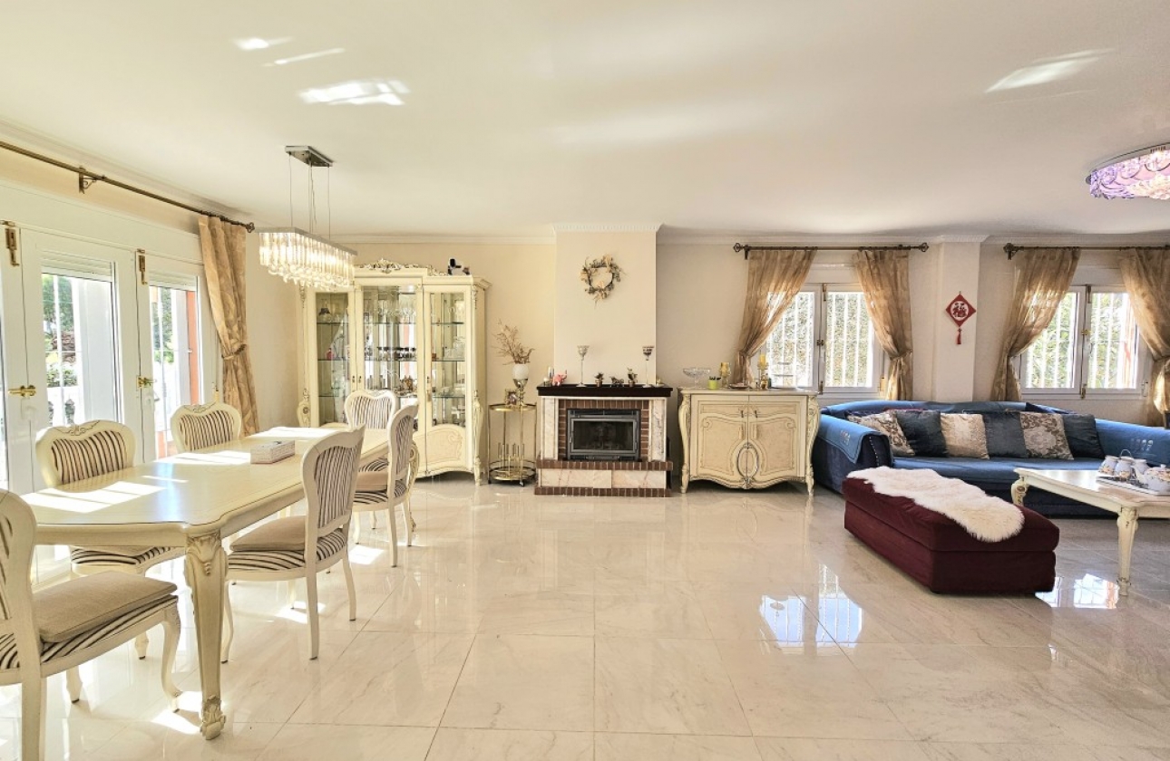 Resale - Villa - Orihuela - Campoamor Golf
