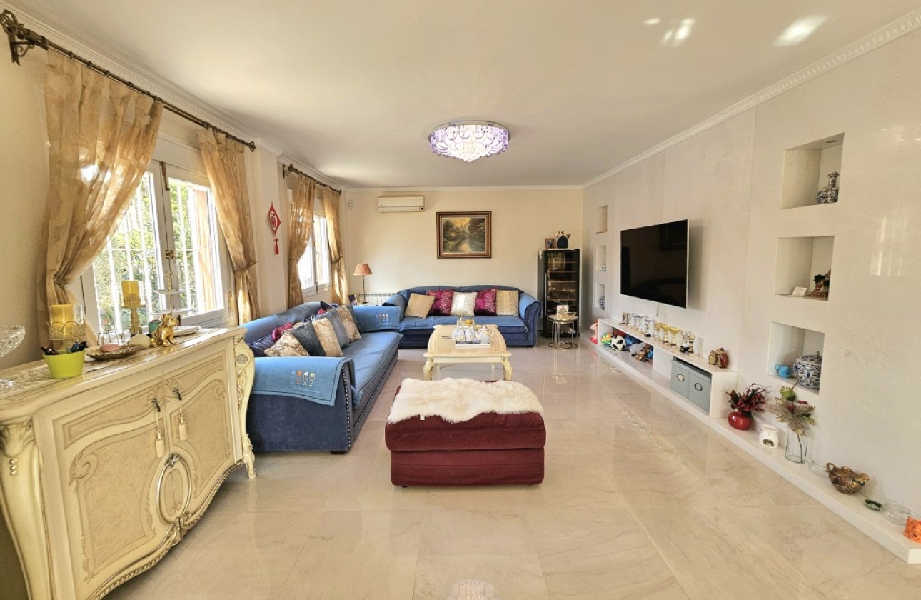Resale - Villa - Orihuela - Campoamor Golf