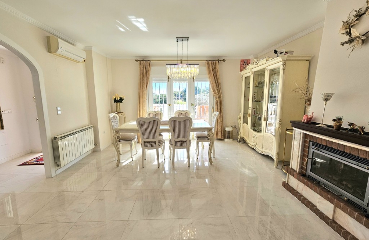 Resale - Villa - Orihuela - Campoamor Golf
