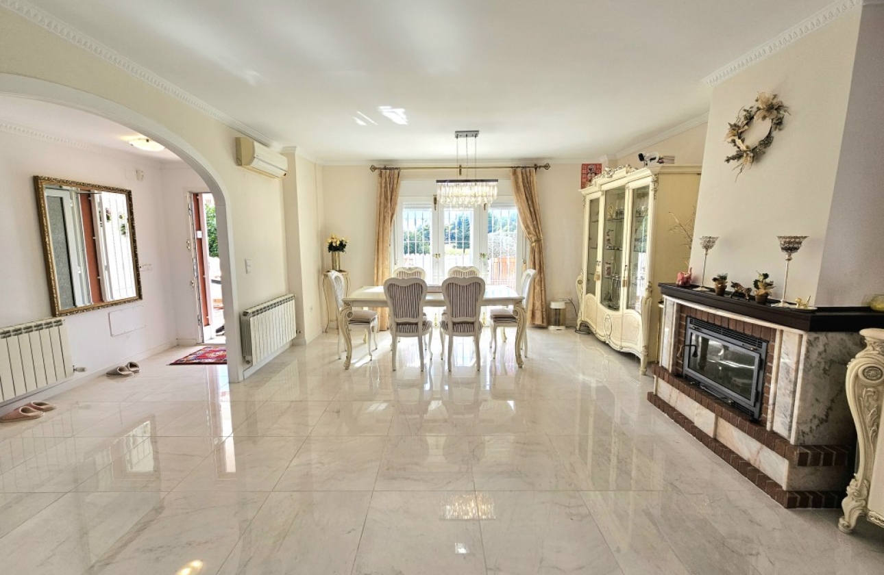 Resale - Villa - Orihuela - Campoamor Golf