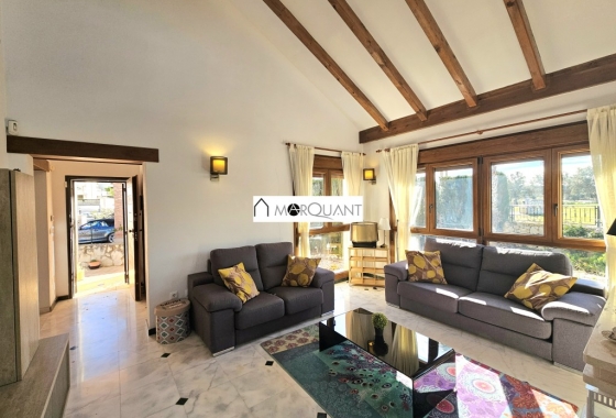Reventa - Villa - Algorfa - La Finca