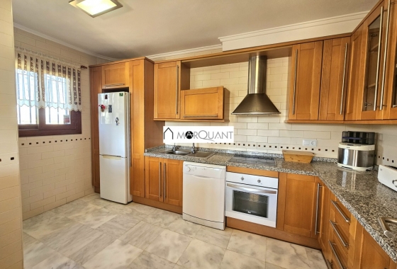 Reventa - Villa - Algorfa - La Finca