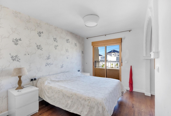 Reventa - Duplex - Torrevieja - Los Balcones