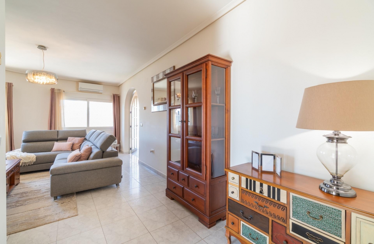 Rynek wtórny - Villa - Orihuela Costa - Playa Flamenca