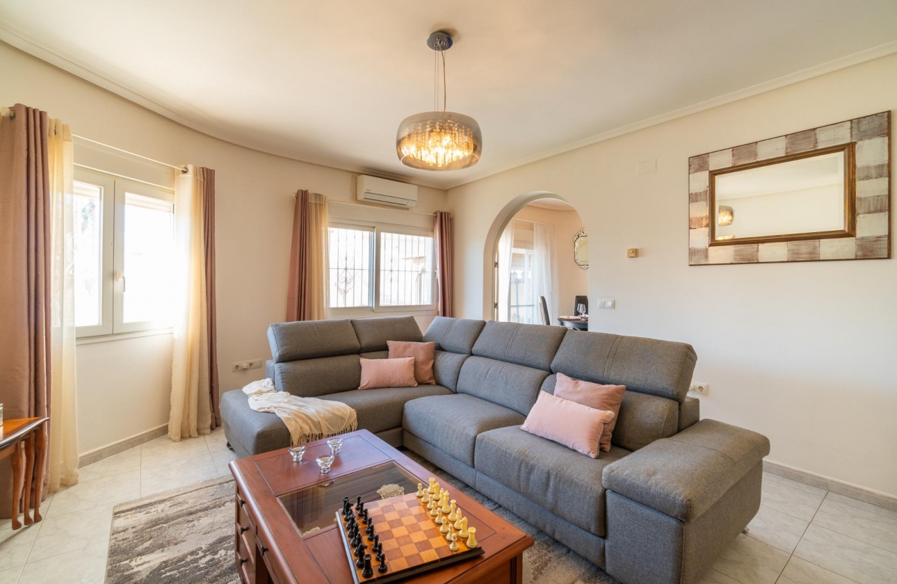 Rynek wtórny - Villa - Orihuela Costa - Playa Flamenca