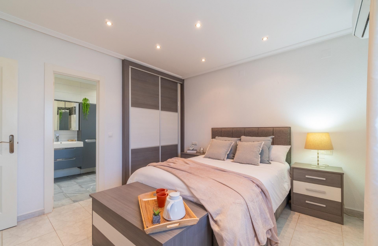 Rynek wtórny - Villa - Orihuela Costa - Playa Flamenca
