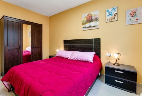 Resale - Villa - Torrevieja - La Siesta - El Salado -  Torreta
