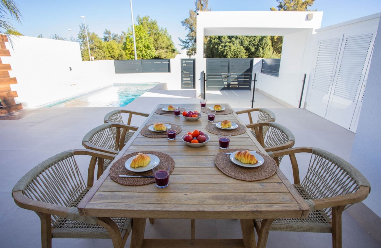 Resale - Villa - Dolores