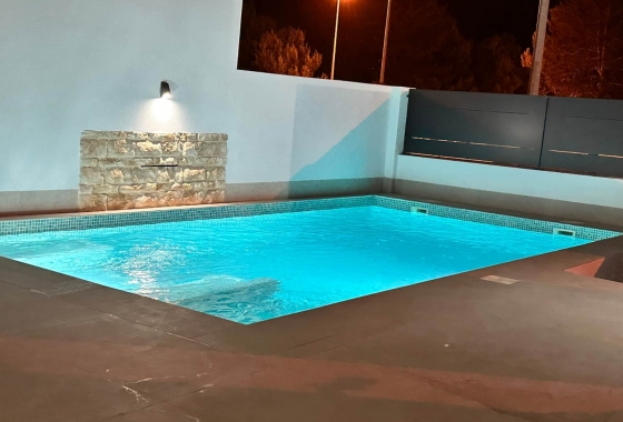 Resale - Villa - Dolores