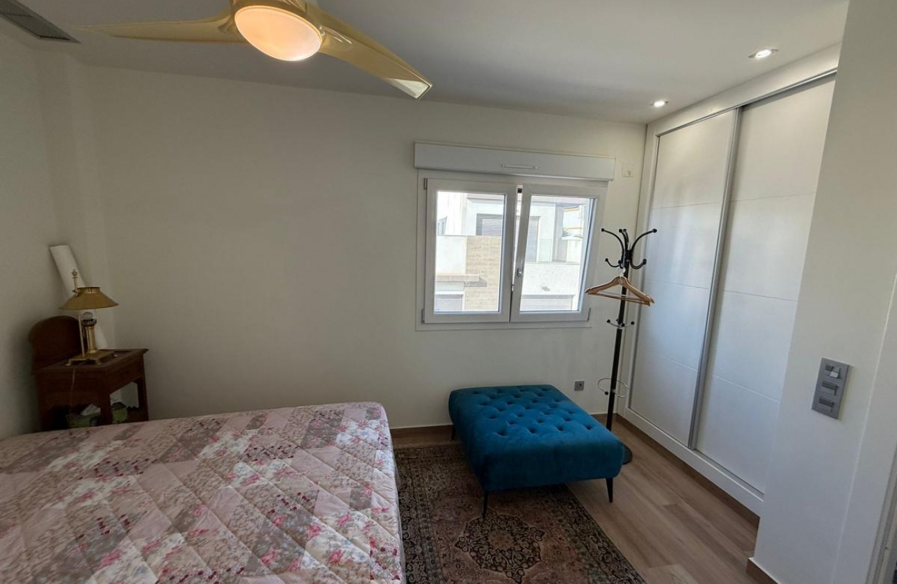 Resale - Villa - Los Montesinos