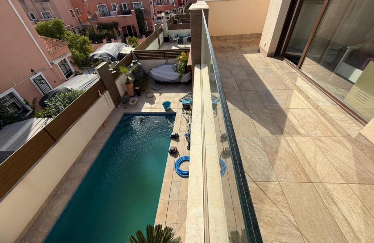 Resale - Villa - Los Montesinos