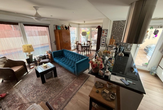 Resale - Villa - Los Montesinos