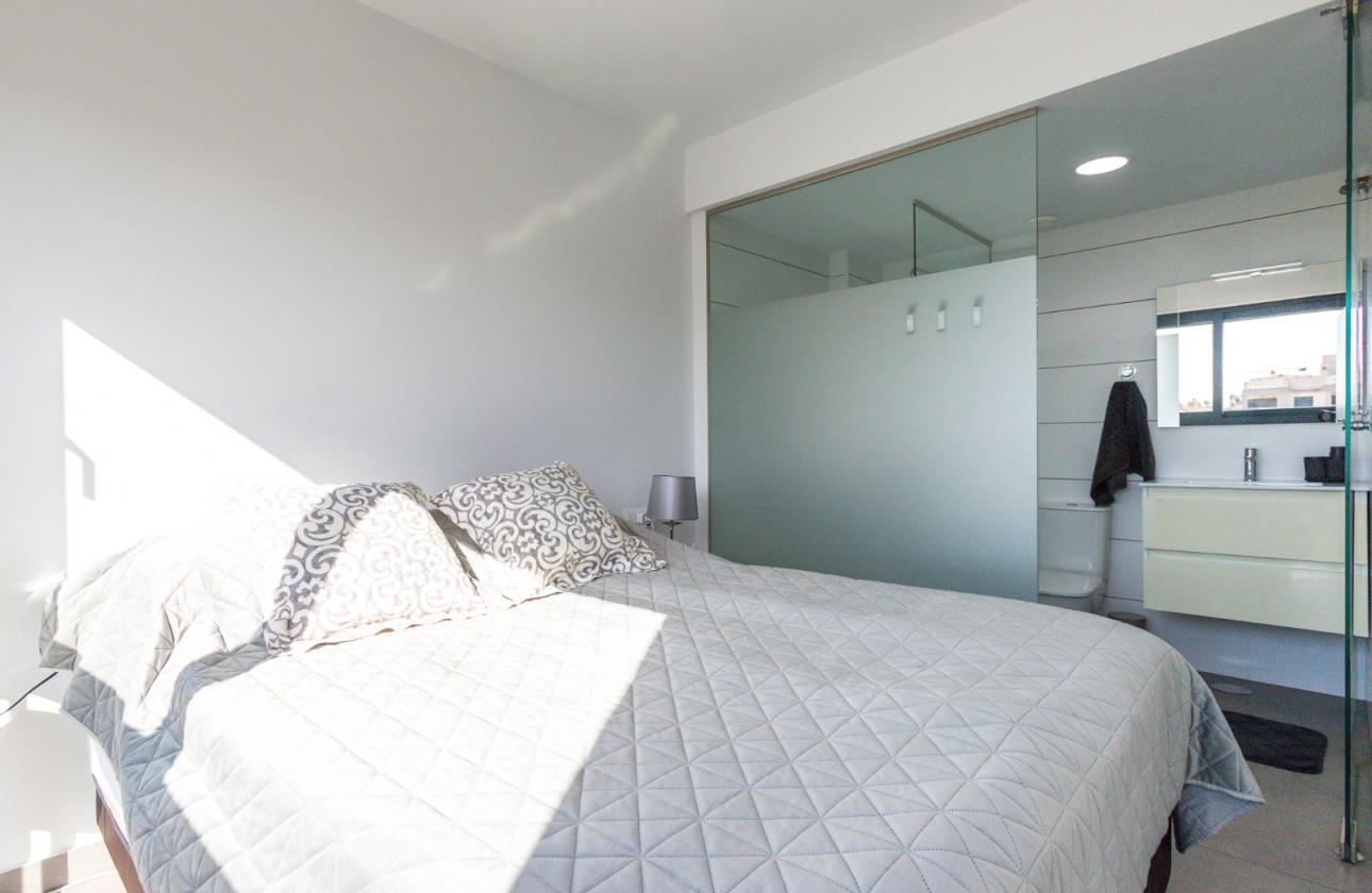 Resale - Apartment - Orihuela Costa - Villamartín