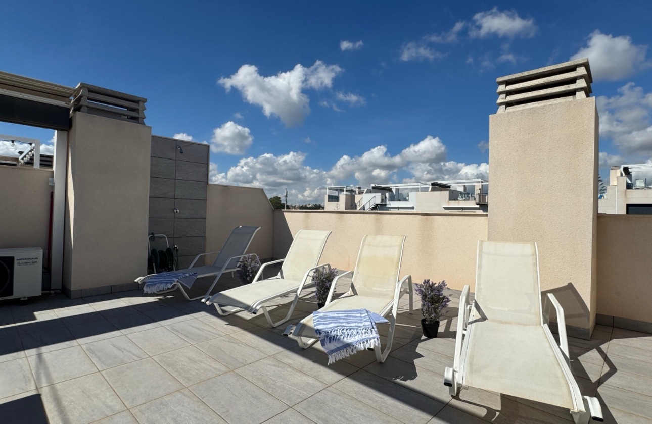 Resale - Apartment - Orihuela Costa - Villamartín