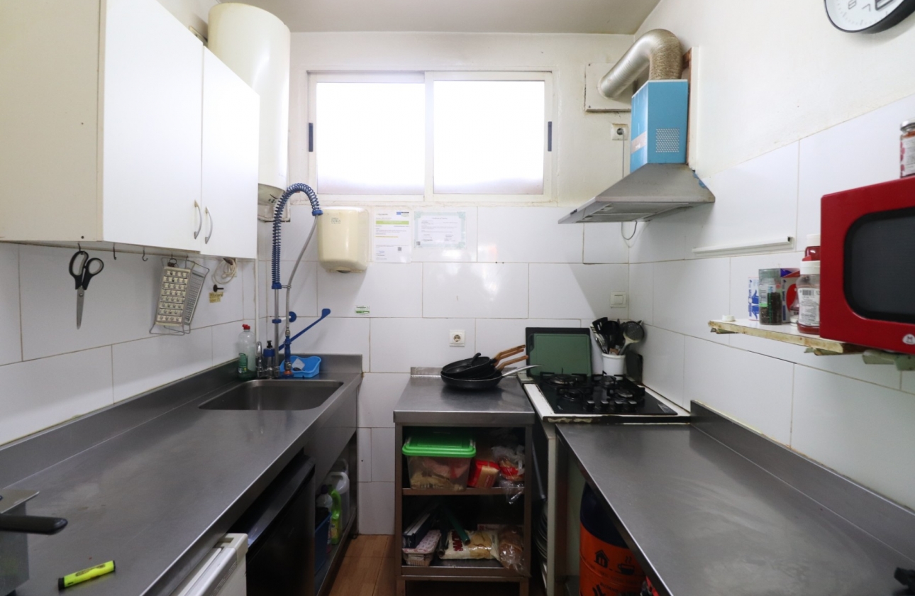 Resale - Commercial Unit - Torrevieja - El Chaparral