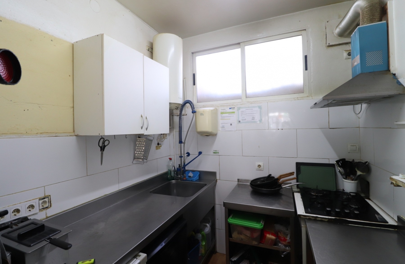 Resale - Commercial Unit - Torrevieja - El Chaparral