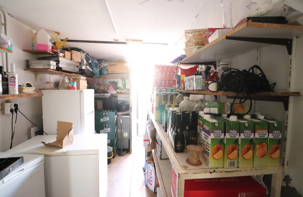 Resale - Commercial Unit - Torrevieja - El Chaparral