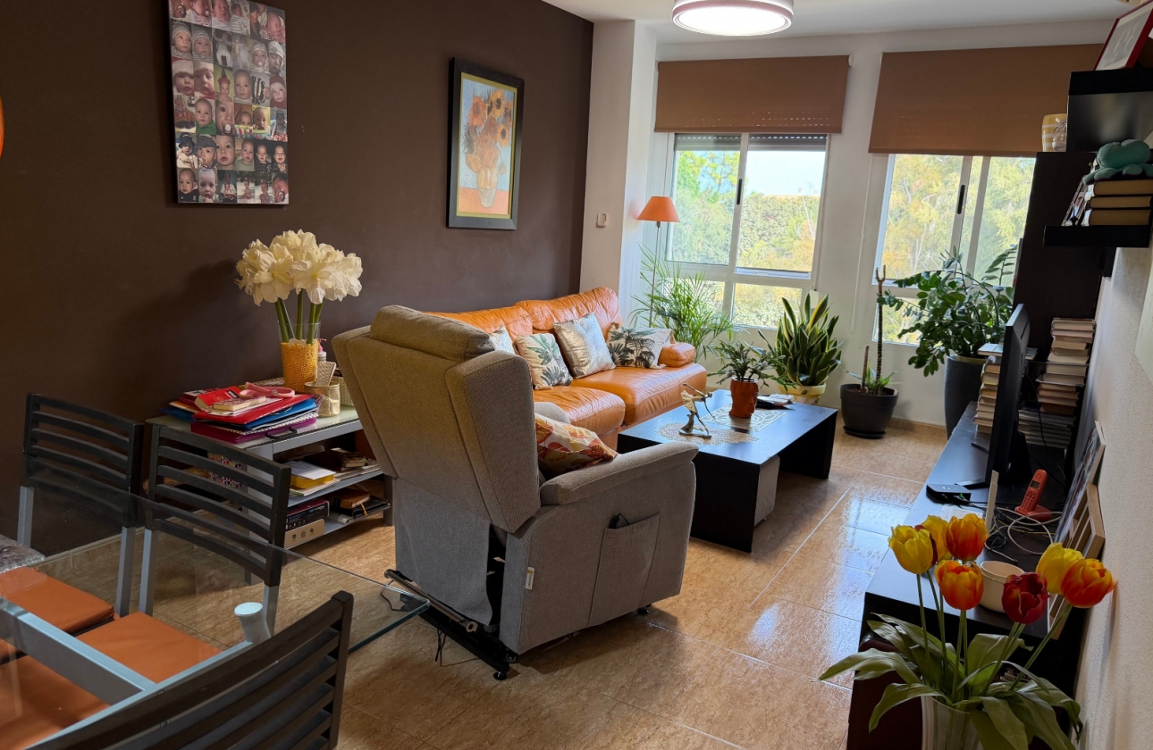 Resale - Apartment - Pilar de la Horadada