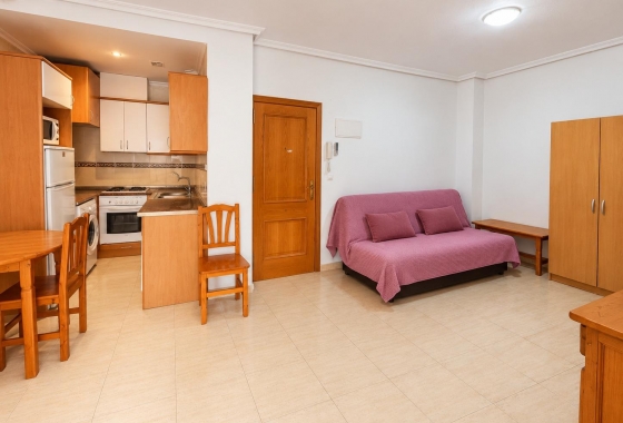 Resale - Studio - Torrevieja - Estacion de autobuses