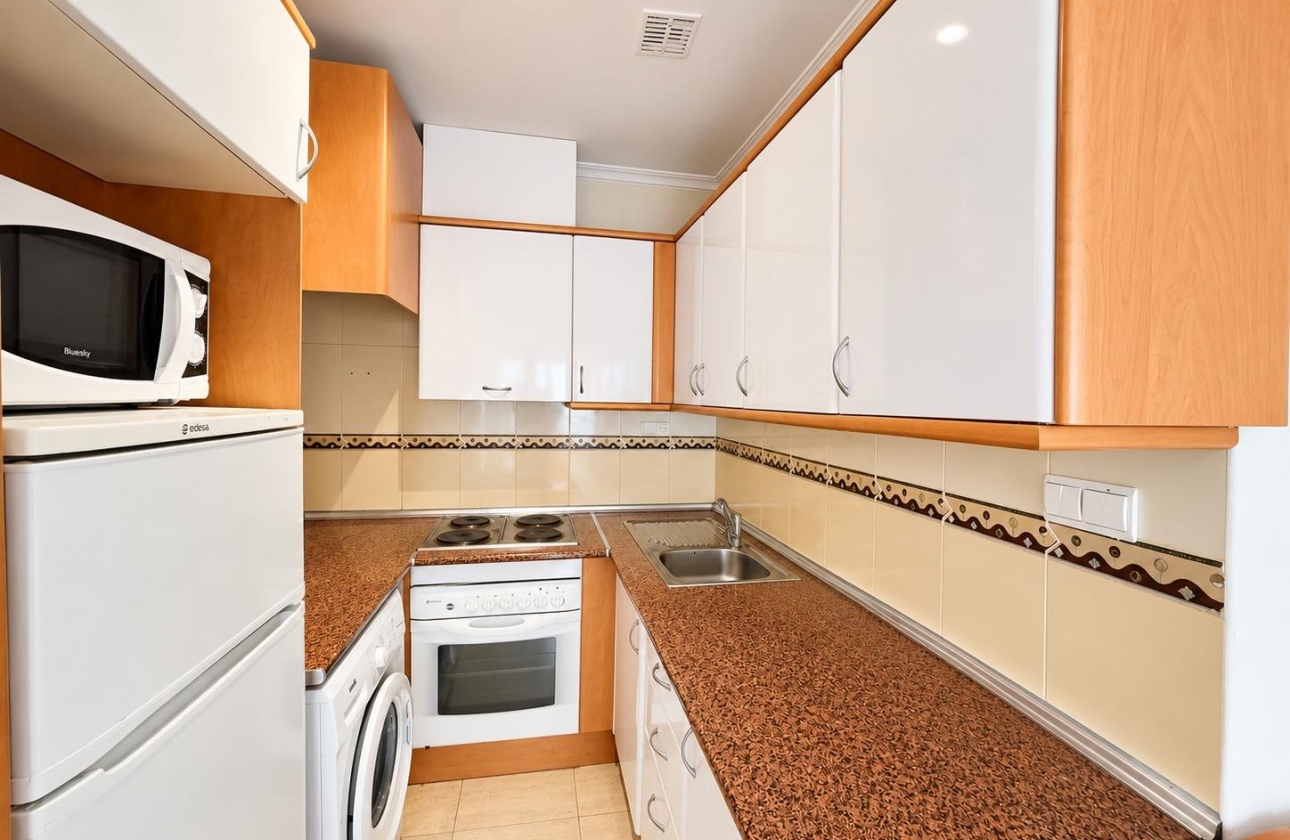 Resale - Studio - Torrevieja - Estacion de autobuses