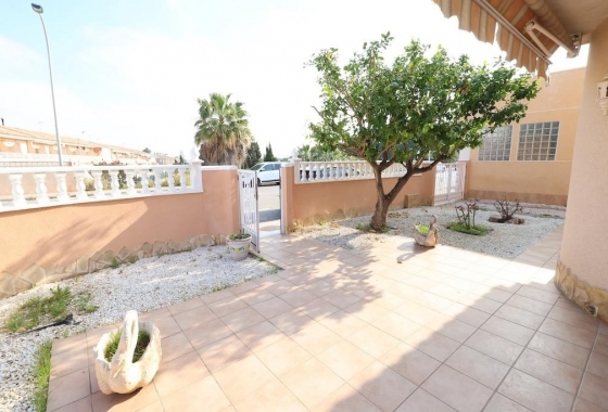 Reventa - Villa - Torrevieja - Los Balcones